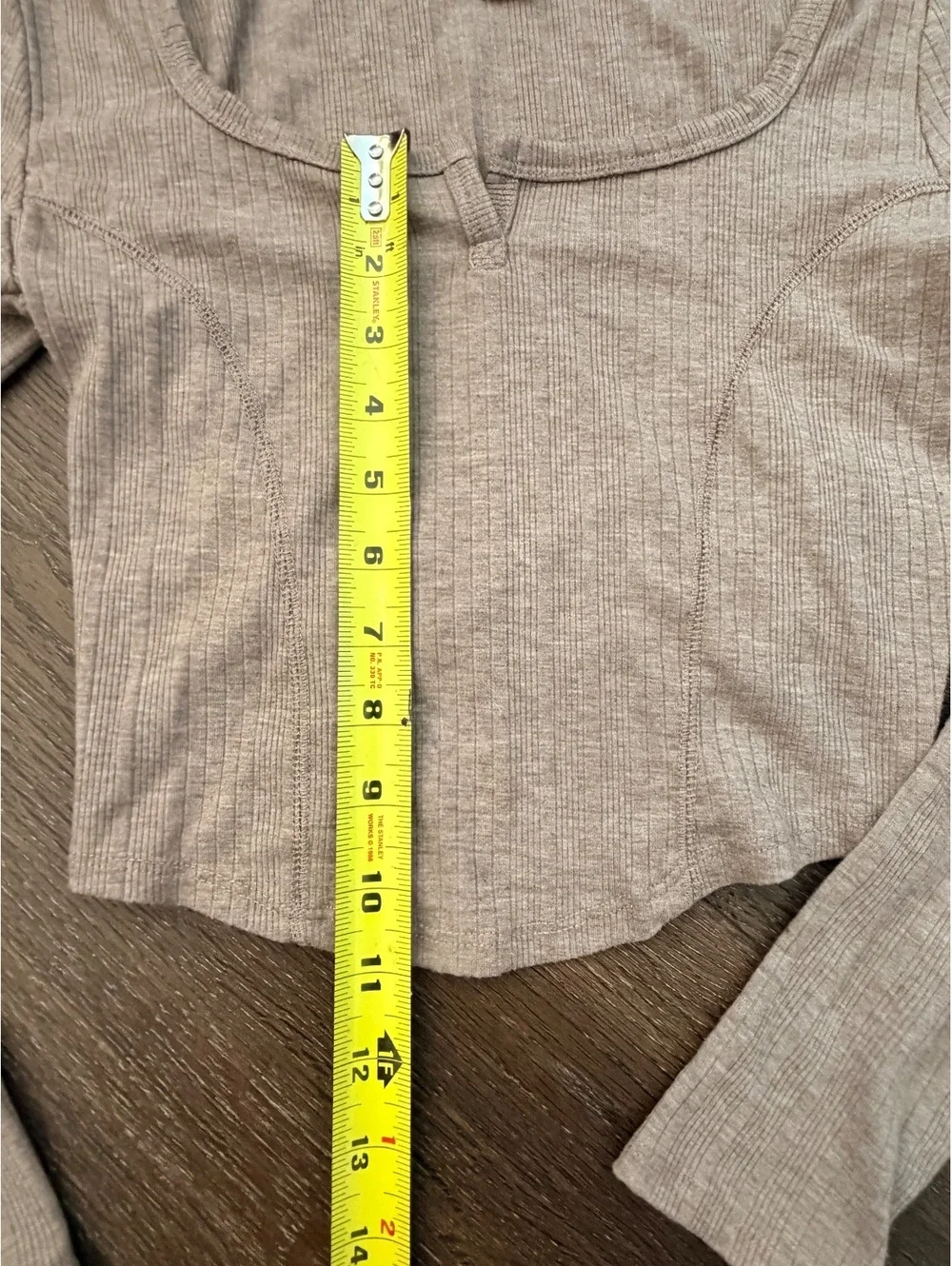 Bozzolo Ribbed Long Sleeve Crop Top Beige Scoop Neck Fitted Size Small